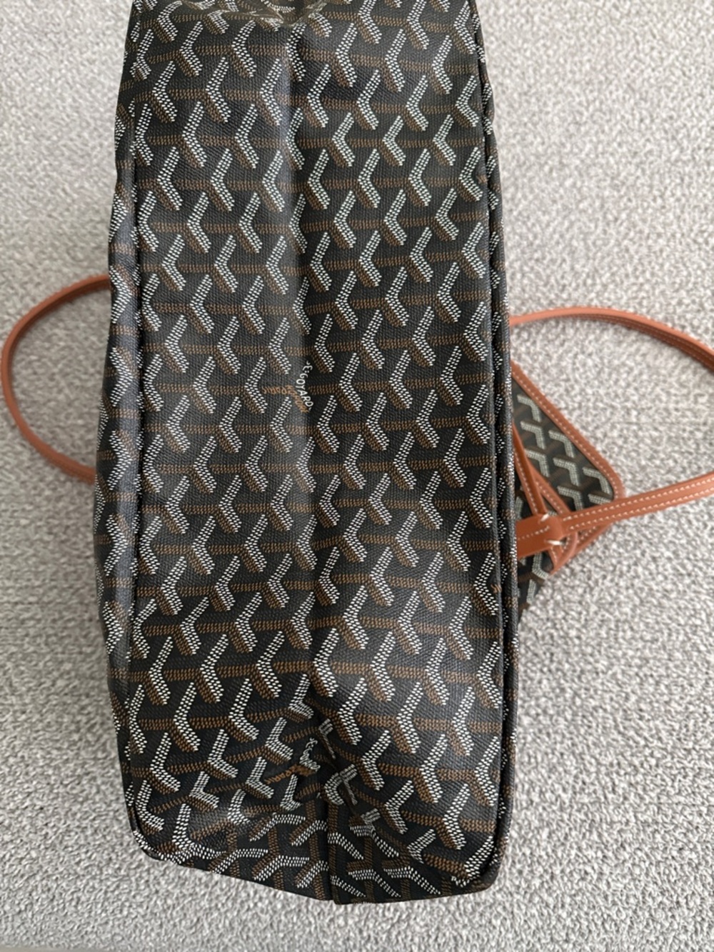 Imitation Designer Tote - Picture 5 of 9